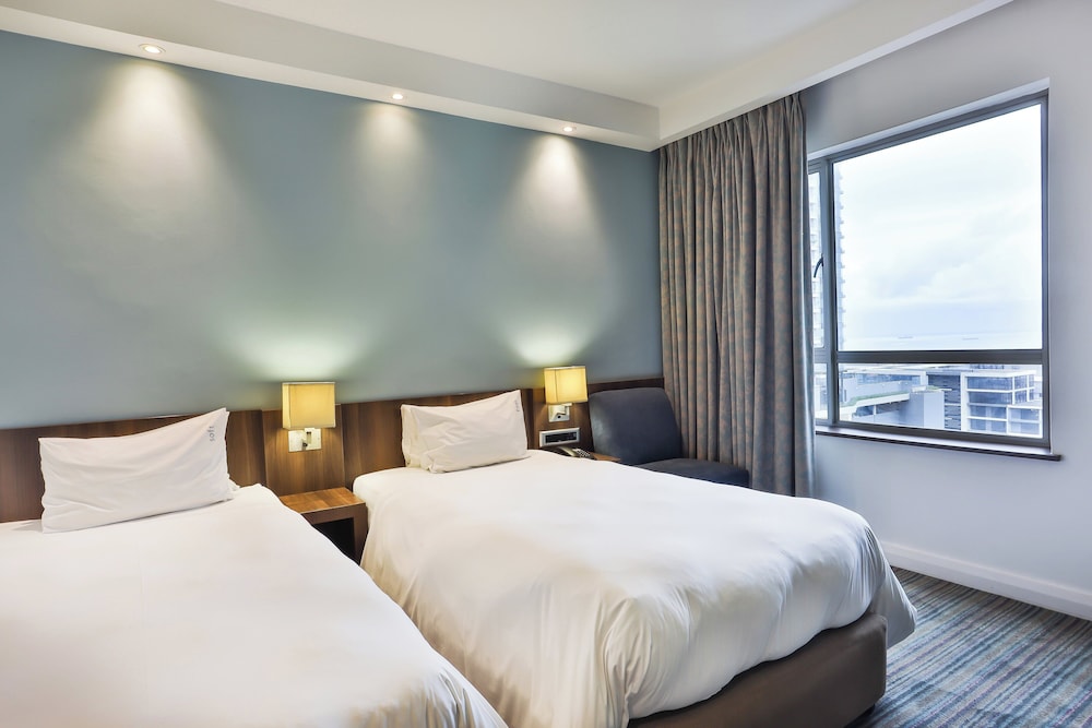 Standard Room, 2 Twin Beds, Ocean View - Photo 11