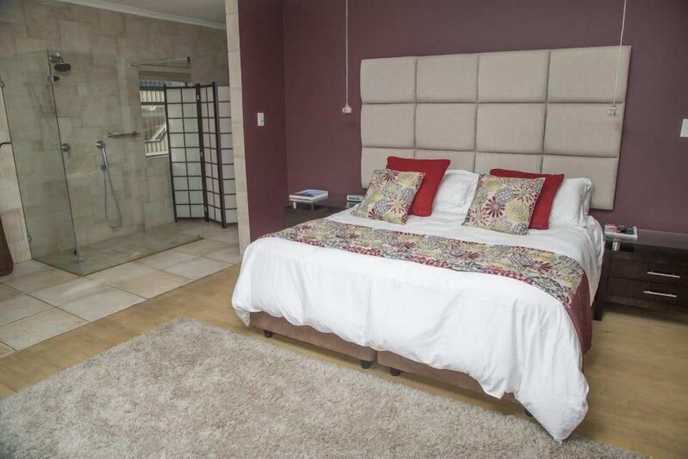 Grand Double Room photo 3