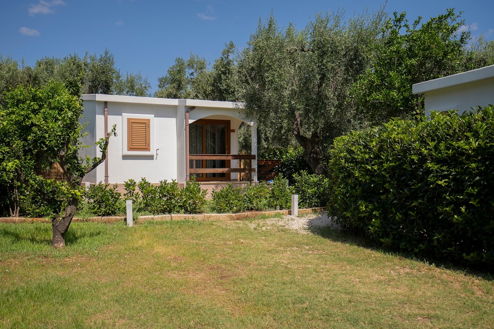 House, 2 Bedrooms, Balcony, Garden View photo 1