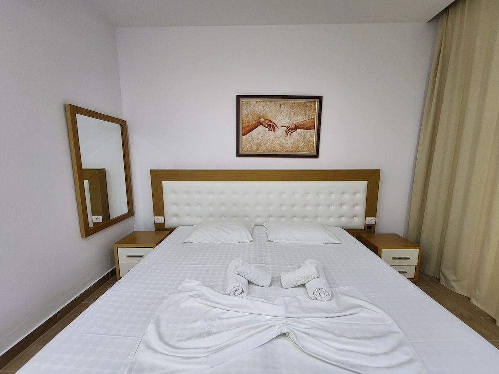 Standard Triple Room photo 3