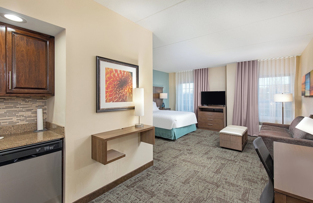 Studio Suite, Accessible (Communications) photo 3