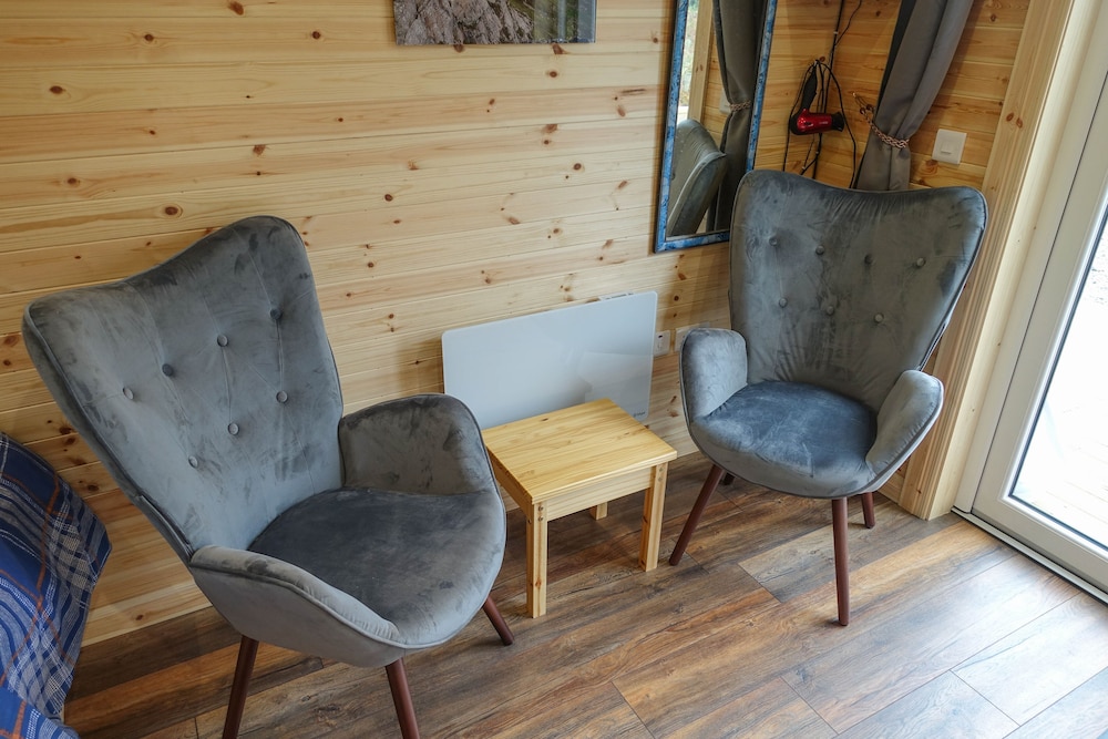 Basic Double Room, Ensuite (Glamping Pod) photo 3