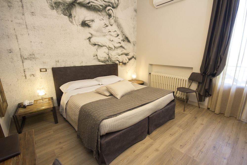 Superior Triple Room, Non Smoking, Ensuite - Photo 1