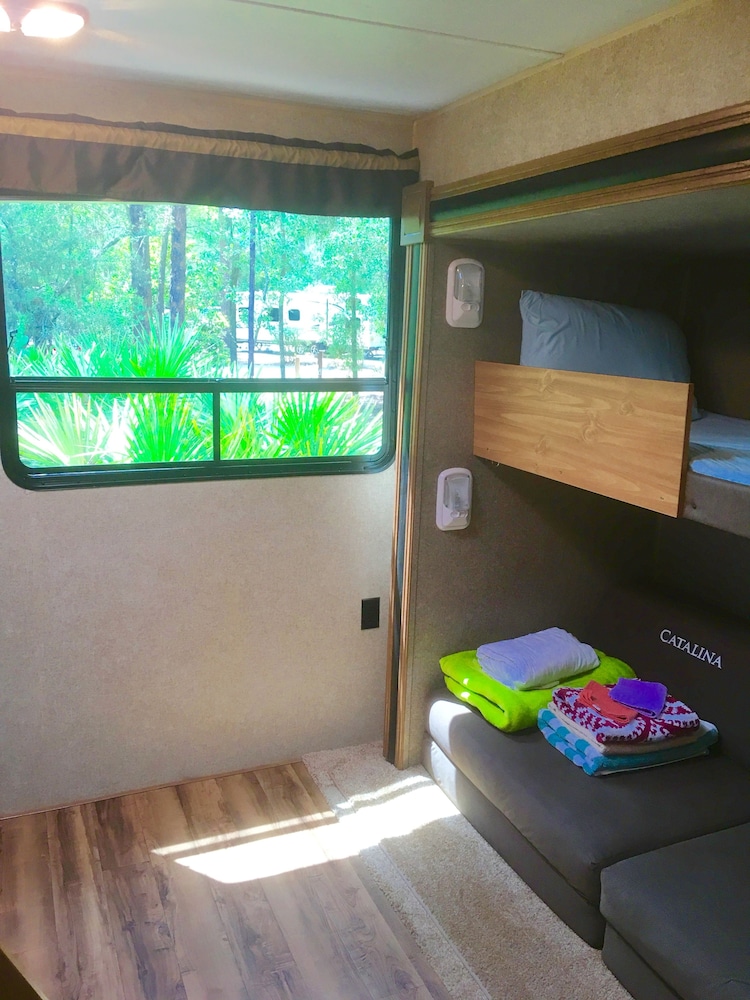 Grand Mobile Home, 2 Bedrooms photo 1