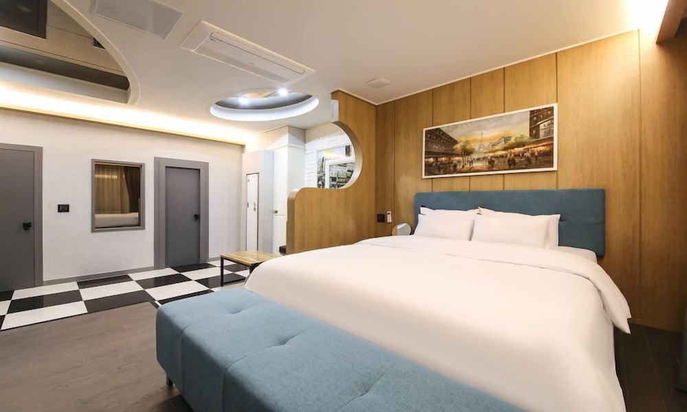 Suite Double Room - Photo 6