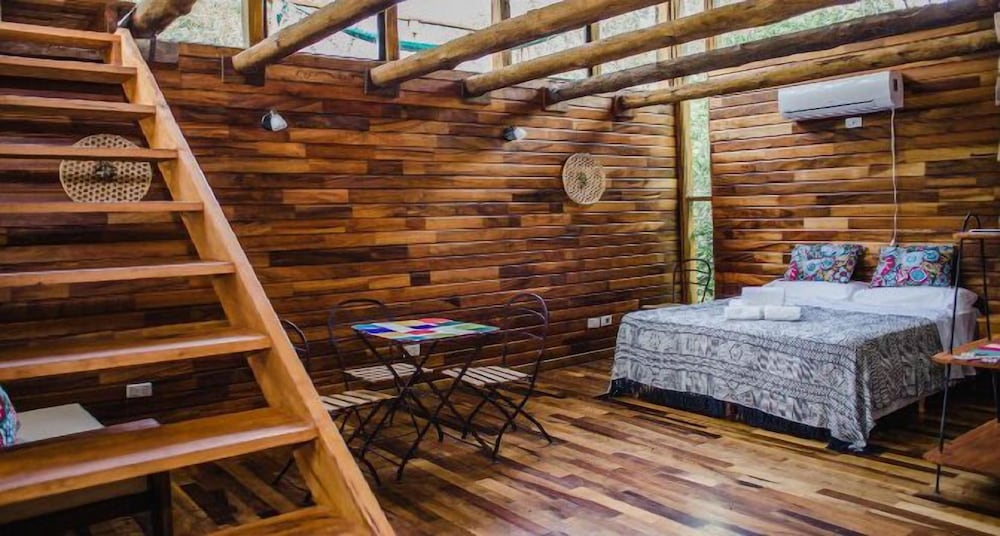 Design Cabin, 1 King Bed, Non Smoking, Park View photo 3