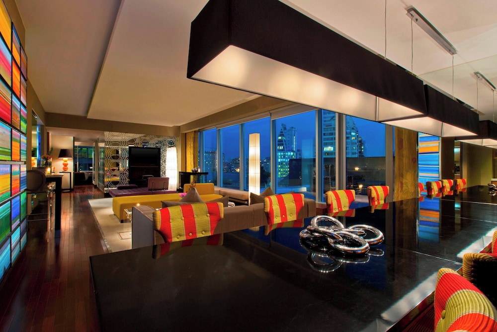 Penthouse, 1 King Bed, Terrace, Corner - Photo 3