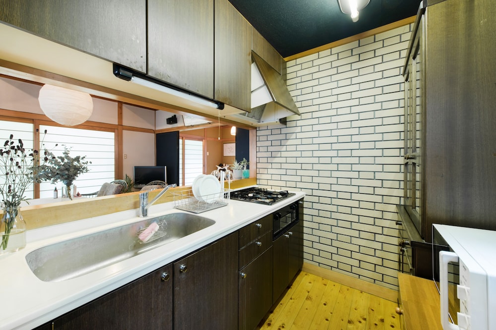 Japanese Room Available only for Couples, Family and Woman photo 3