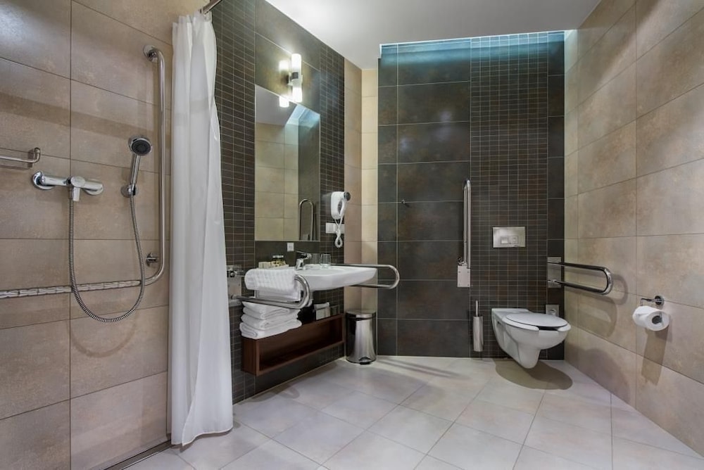 Deluxe Double or Twin Room photo 3