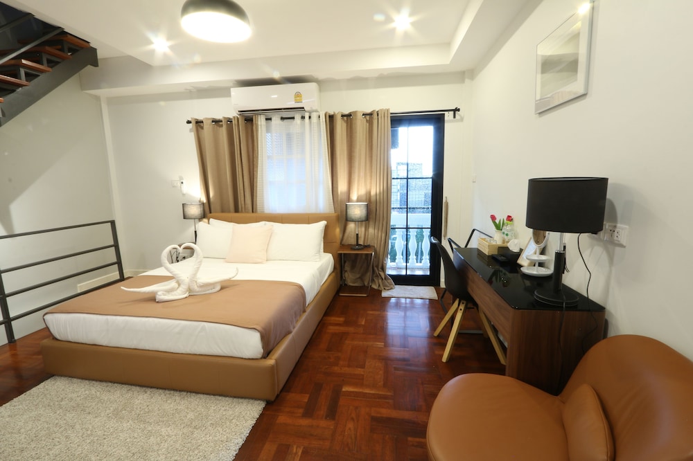 3-Bedroom Suite photo 2