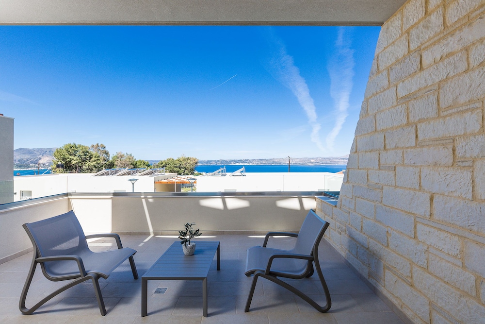 Standard Studio, Sea View (1st floor) - Photo 6