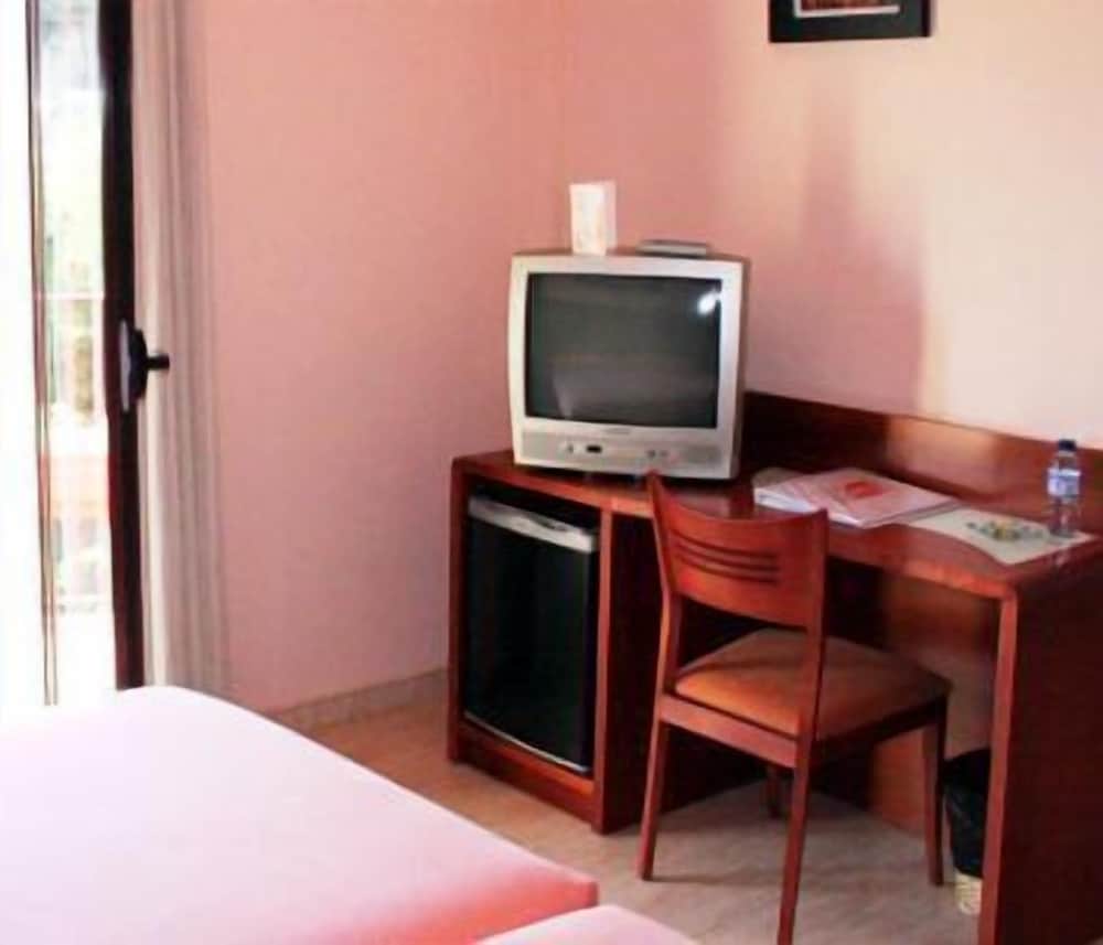 Double Room - Photo 4