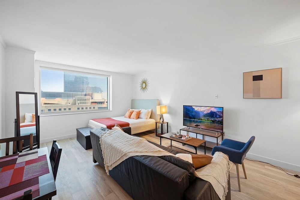 Sleep 4 Boardwalk Stylish Studio by Cozysuites, Billede 14
