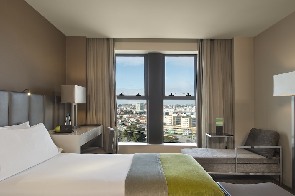 Standard Room (2 Ad + 1 Ch) - Photo 1