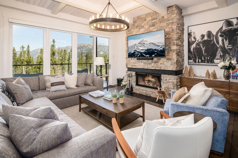 Townhome, 4 Bedrooms