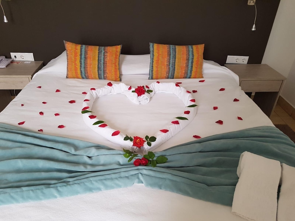 Romantic Double Room - Photo 2