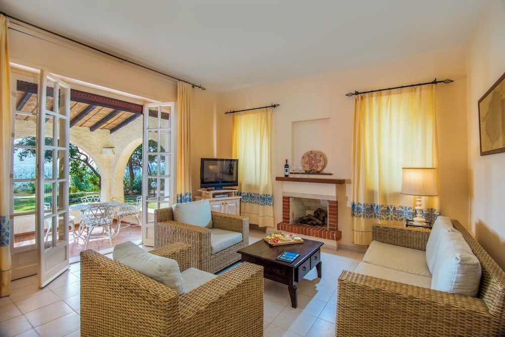Villa Plutone