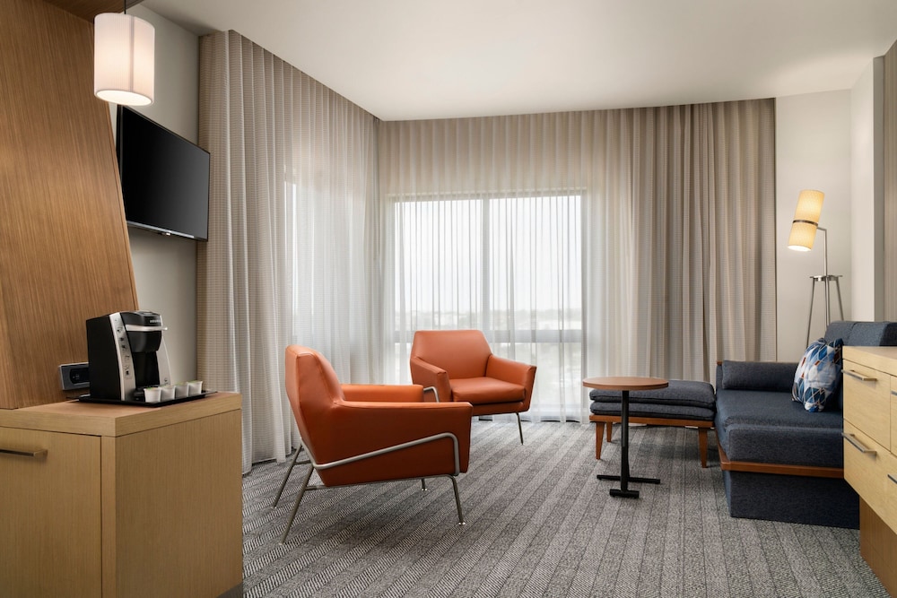 Suite, Multiple Beds photo 1