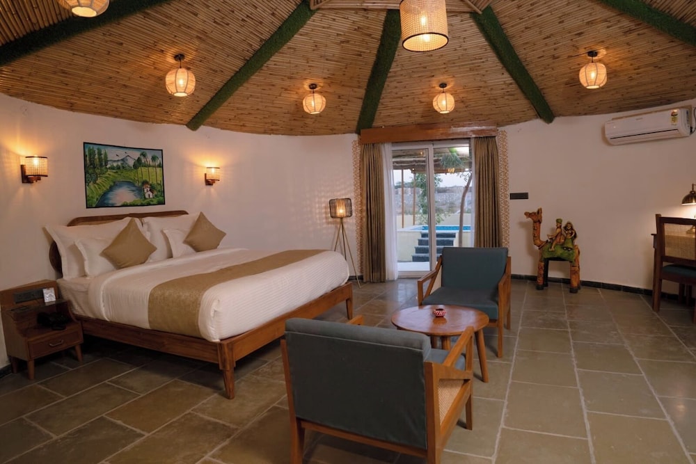 Jawai's Suite Tent with Bath Tub