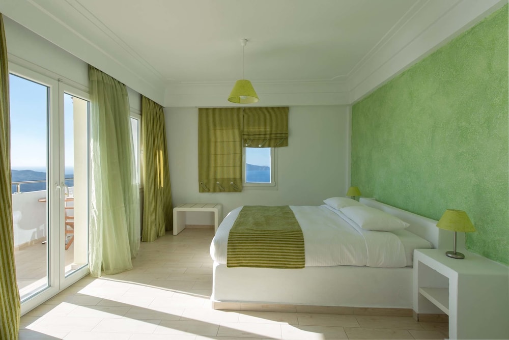 Junior Suite, Jetted Tub - Photo 6
