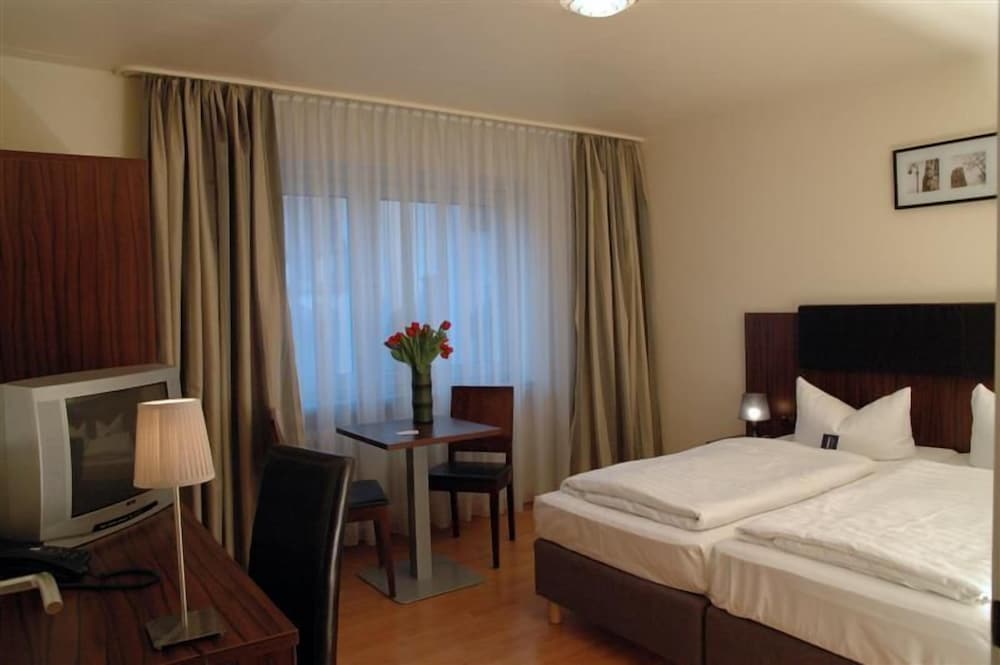 Double or Twin Room photo 1
