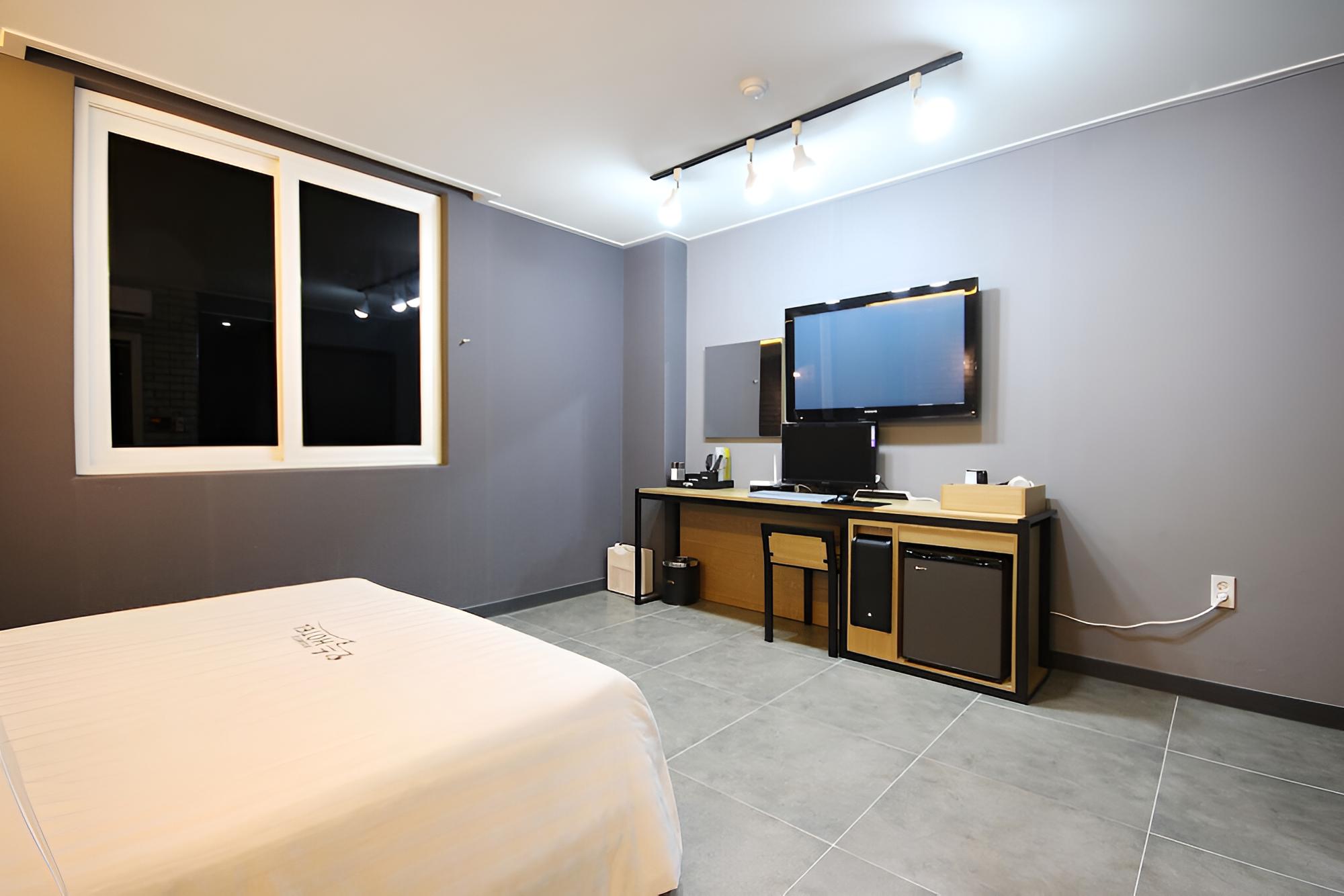Room (Special Room) - Photo 1