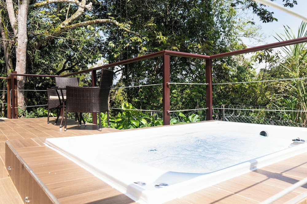Comfort Cabin, Balcony photo 3