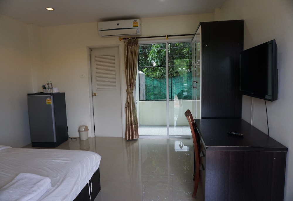 Standard Double Room photo 3