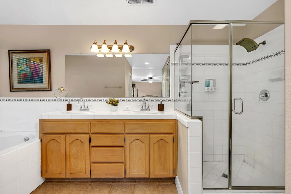 House, Multiple Beds, Hot Tub, Mountain View (Shuteye View Ranch) photo 2