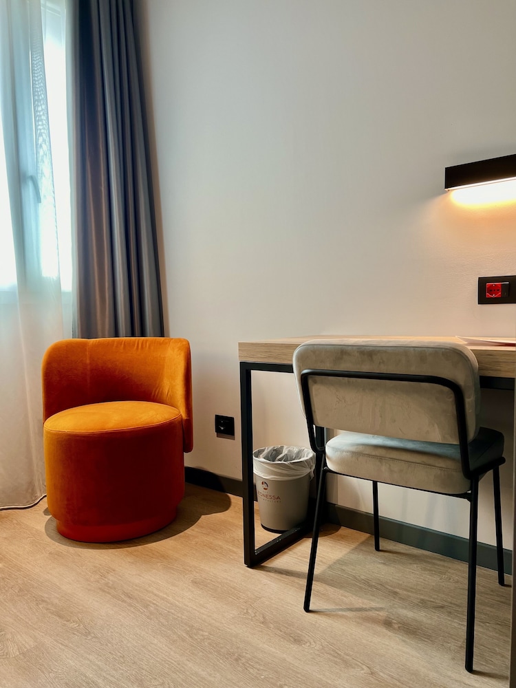 Superior Double Room - Photo 2
