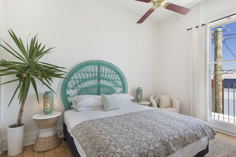Ellah's Room - King Room Standard (Shared Bathroom) photo 1