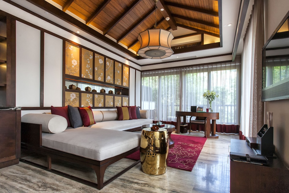 Double Pool Villa photo 2