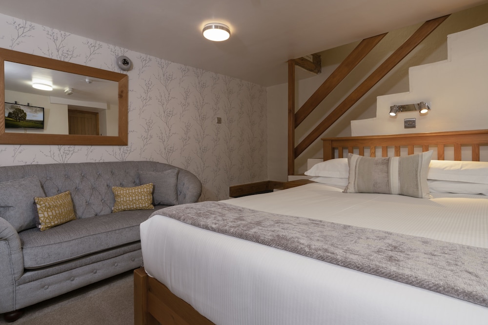 Superior Double or Twin Room ( lower ground floor ) photo 3