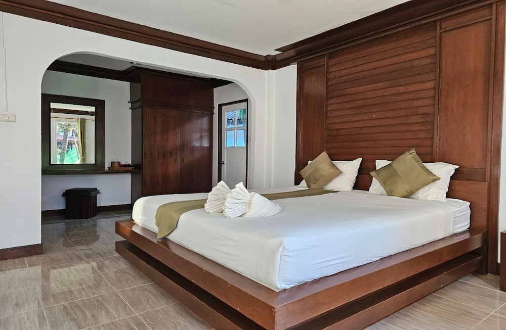 Deluxe Beachside - Photo 7
