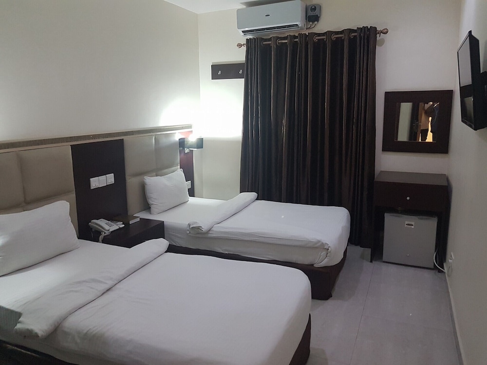 Signature Room