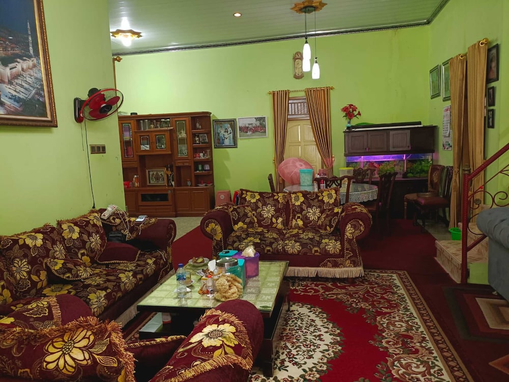 Basic Single Room photo 3