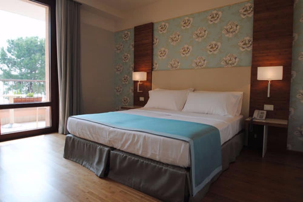 Double Room, Balcony, Lake View (Quality) - Photo 8