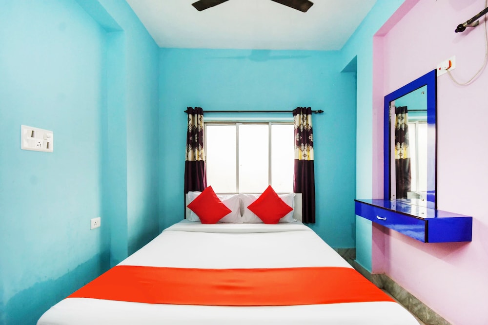 Deluxe Double Room, Multiple Beds, City View