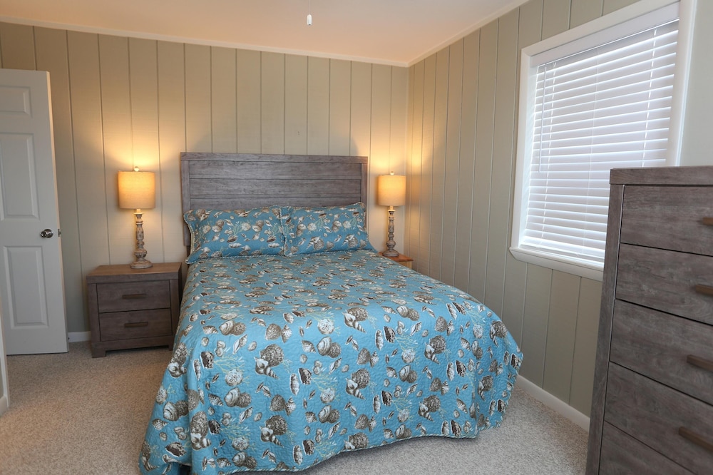 House, Multiple Beds (One More Time Again) photo 1