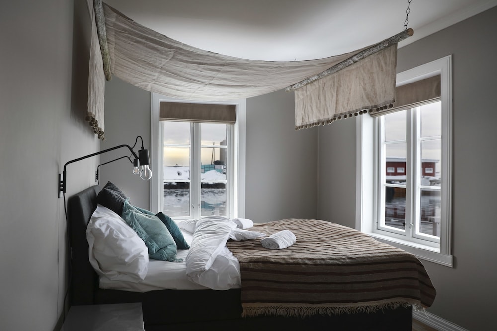 Duplex Suite, Ocean View photo 2