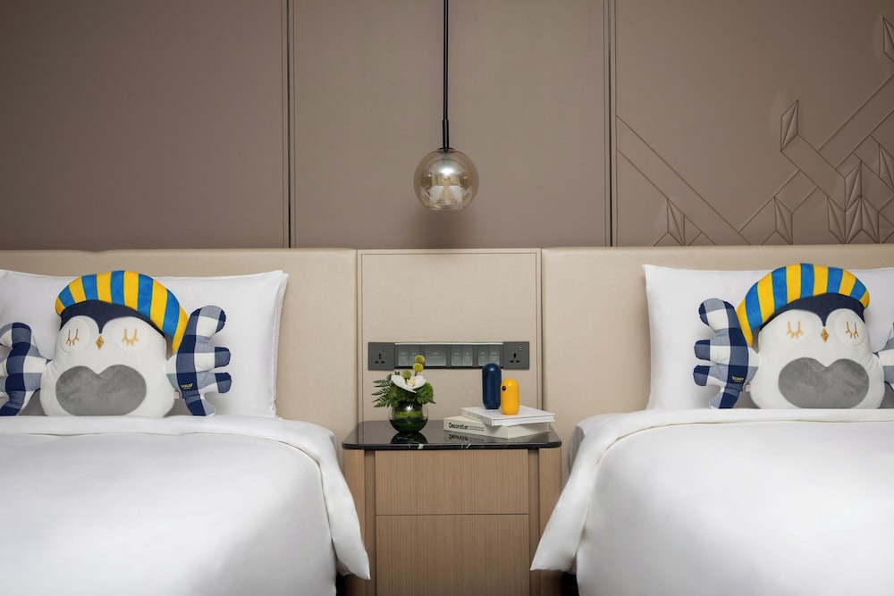 Standard Room, 2 Double Beds, Club Lounge Access