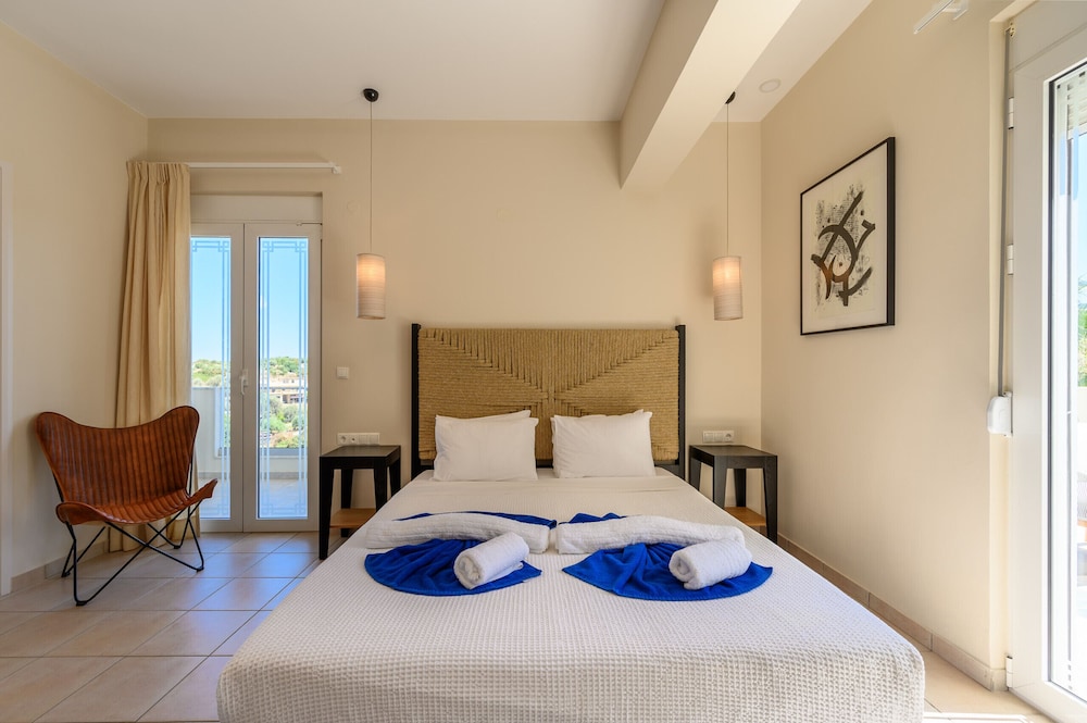Villa, Multiple Bedrooms, Smoking, Private Pool