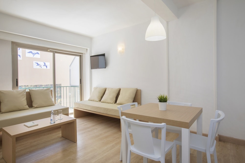 Apartment, 1 Bedroom, Balcony (Double) - Photo 5