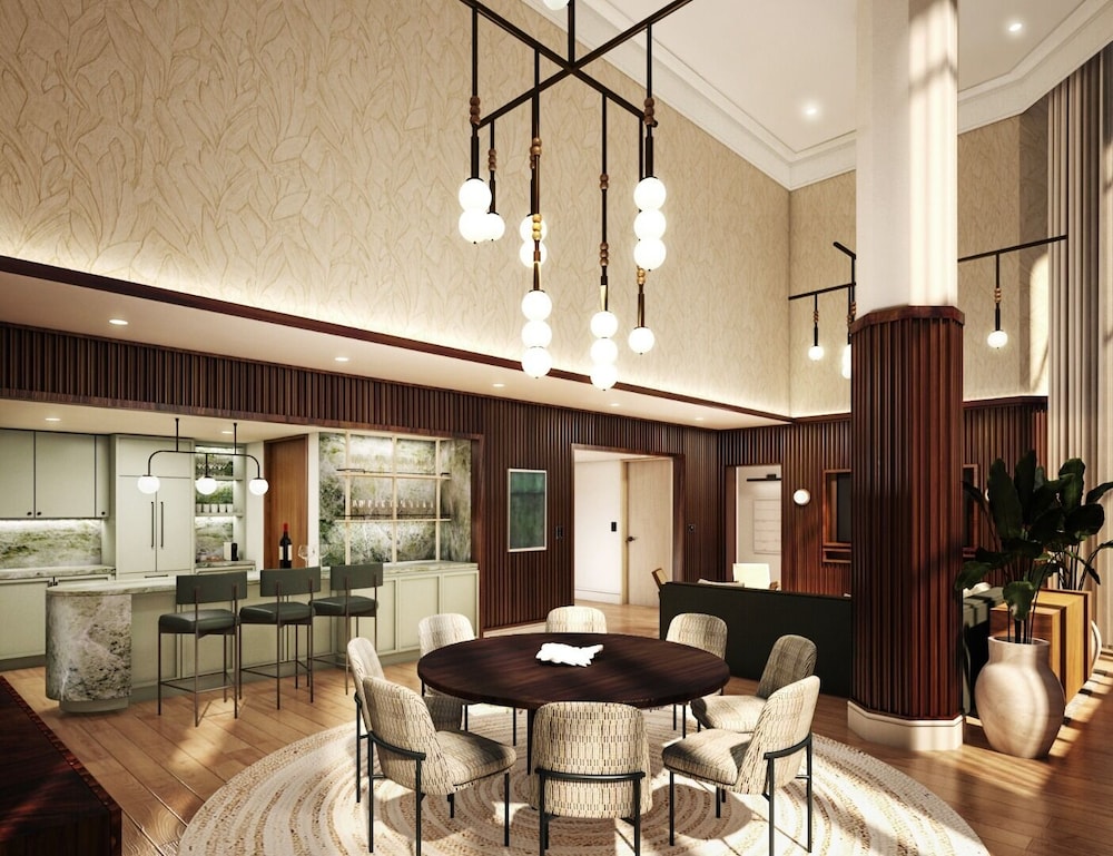 Club Level Townhouse 2br