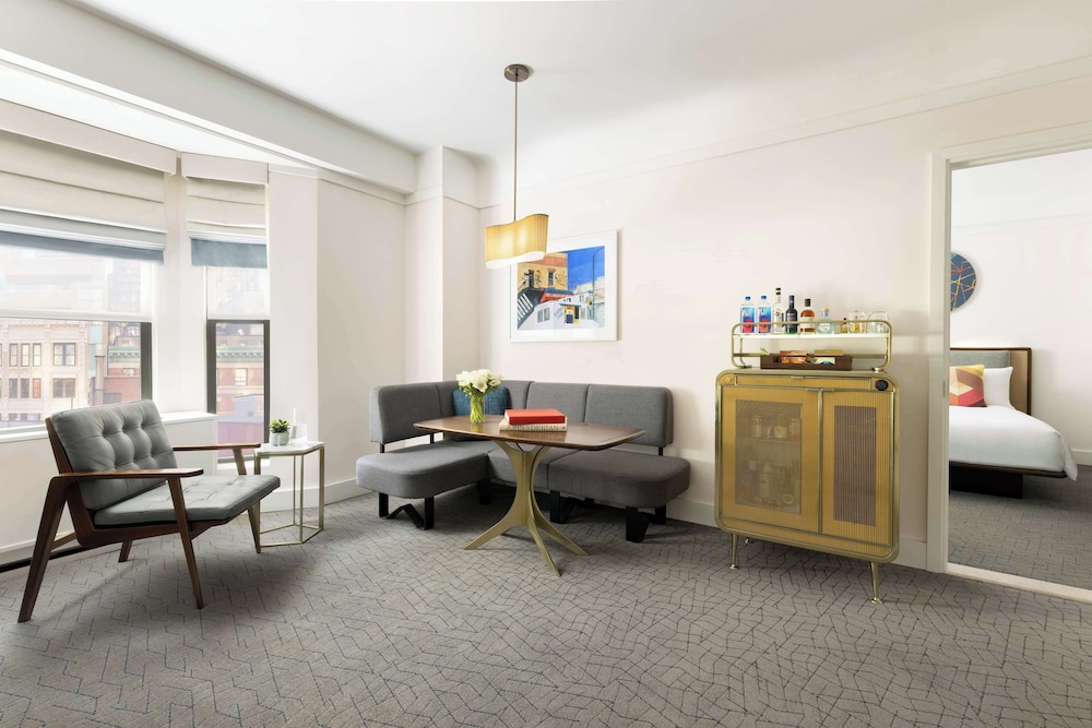 Suite, Multiple Beds (Seville) thumbnail 5