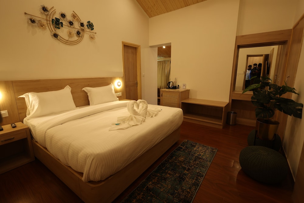 Double Room, City View