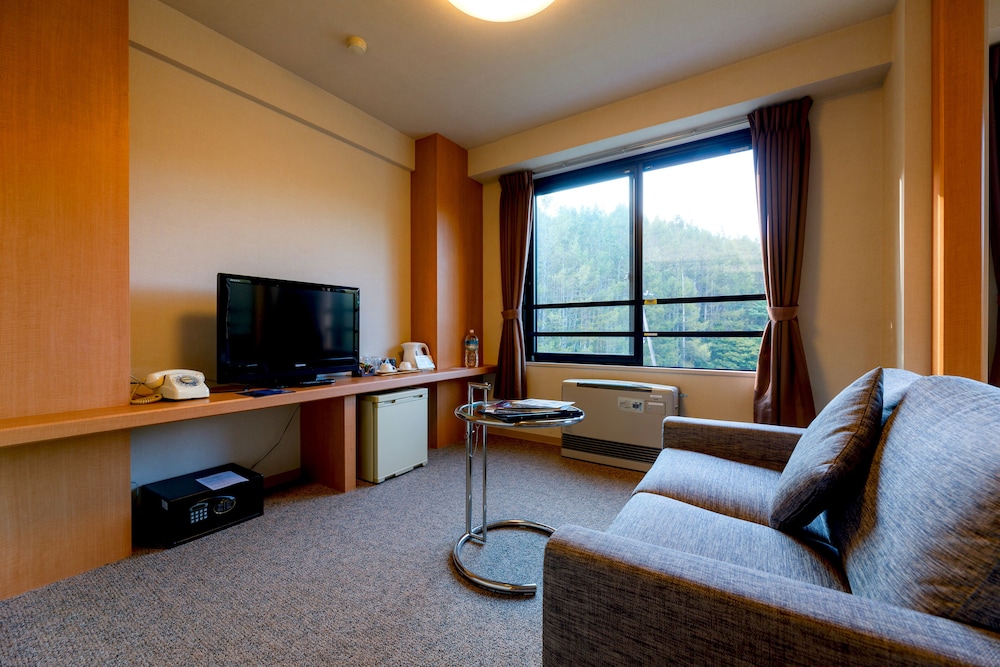 Twin Room On 2f, Non Smoking(High Quality Hida Beef Kaiseki Dinner) - Photo 3