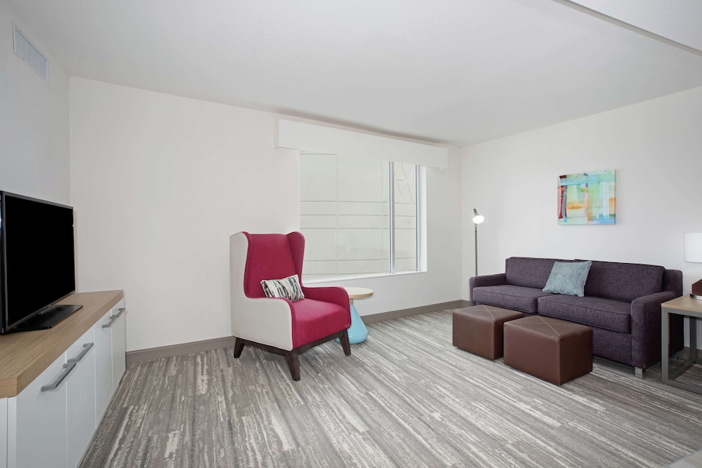 Suite, 1 Bedroom, Accessible photo 2