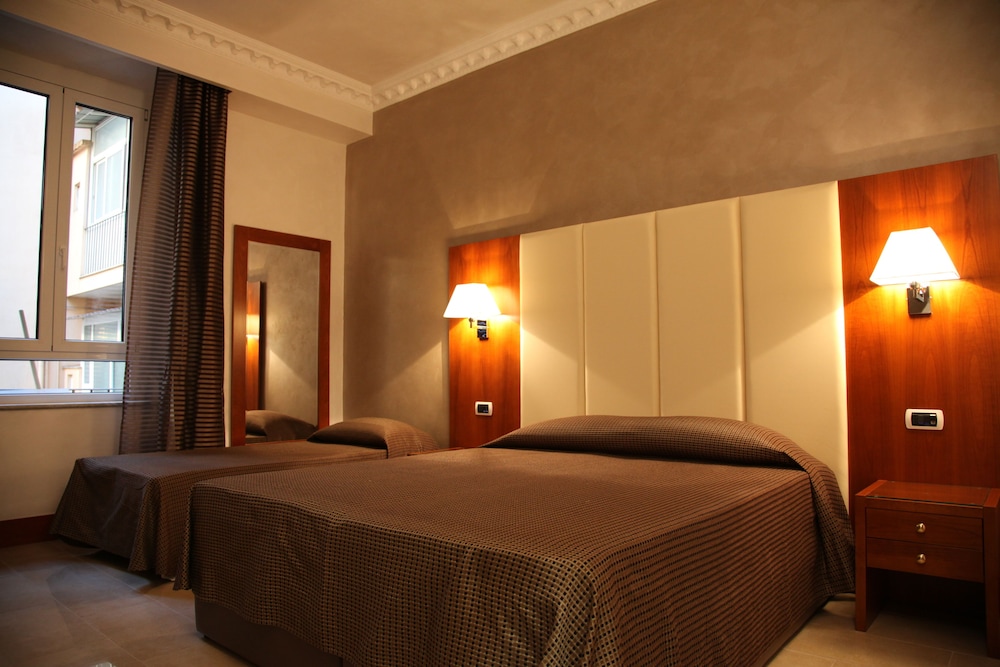 Comfort Double or Twin Room, Non Smoking, Private Bathroom