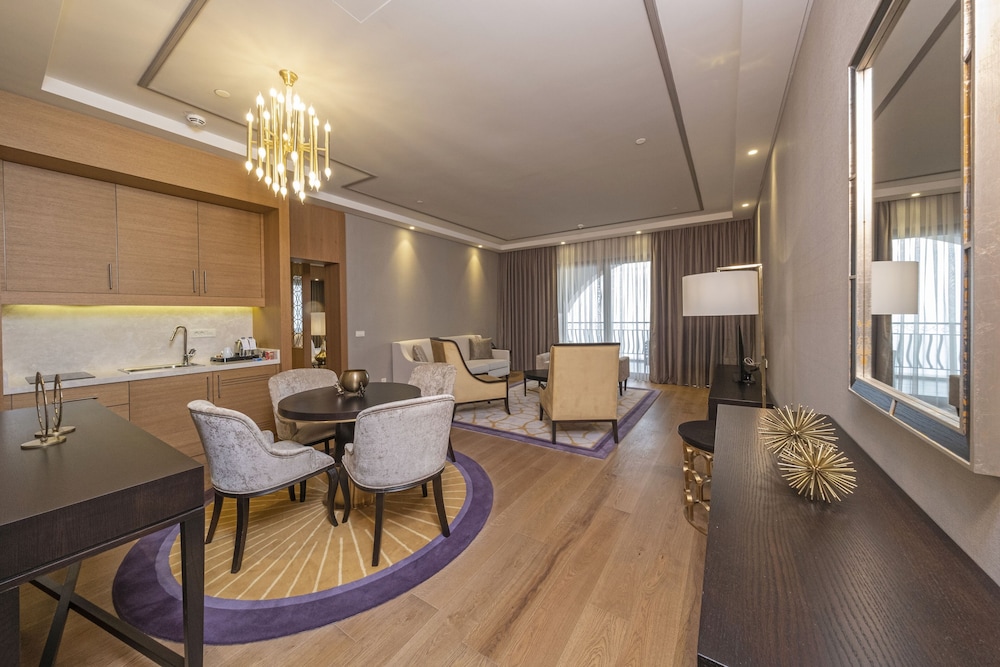 Executive Suite, Sea View - Photo 4